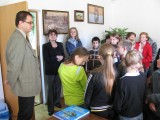 Wizyta dzieci ze SP w Krysku w UG Naruszewo_2010_003
