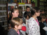 Wizyta dzieci ze SP w Krysku w UG Naruszewo_2010_037