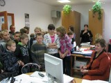 Wizyta dzieci ze SP w Krysku w UG Naruszewo_2010_014