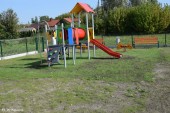 Budowa placu zabaw w Wichorowie_25_09_2020 (1)