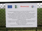 Budowa boiska w Radzyminku_tablica (2)